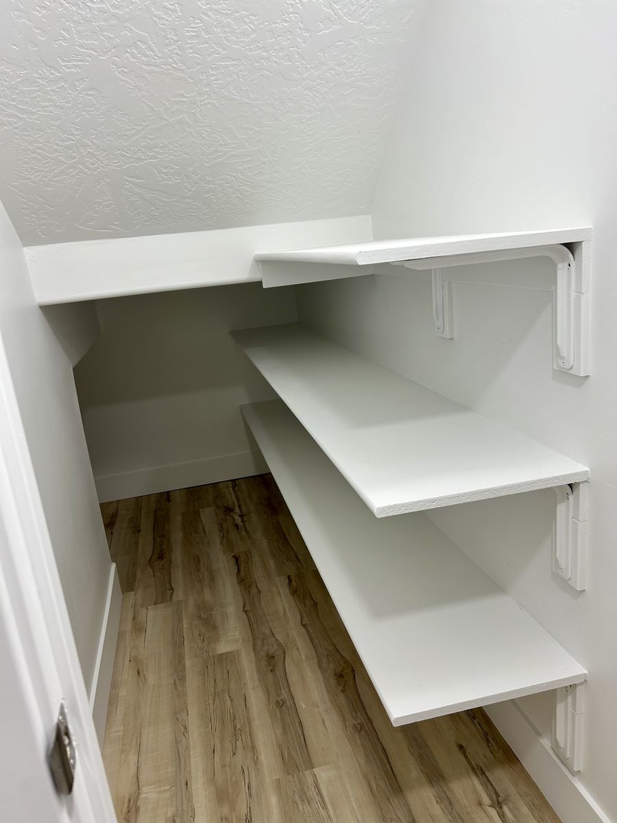 Main image 10