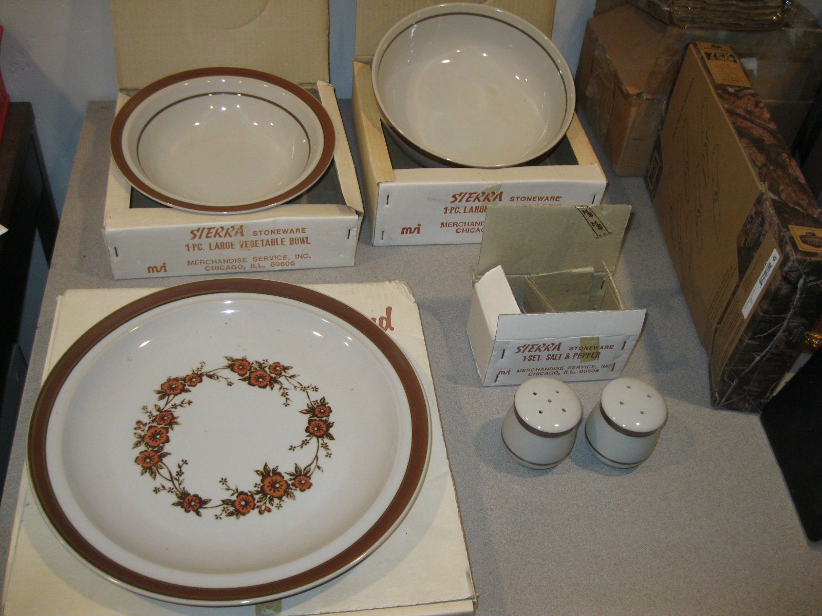 4 Pieces of New Vintage Sierra Stoneware