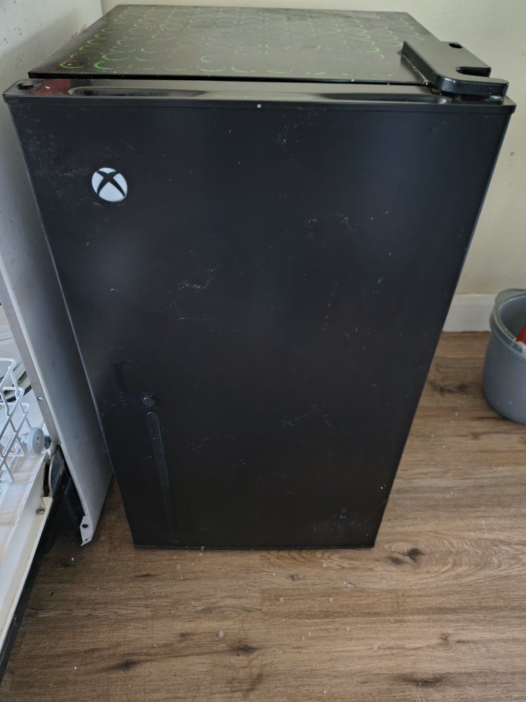 Xbox Series X Replica Mini Fridge - Black Compact Refrigerator