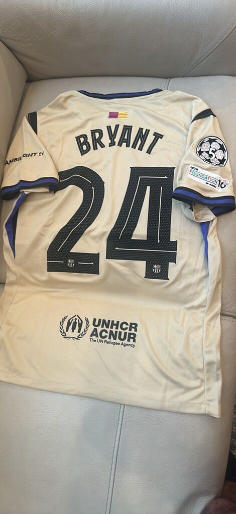 Barcelona Kobe Bryant -24 Special Edition