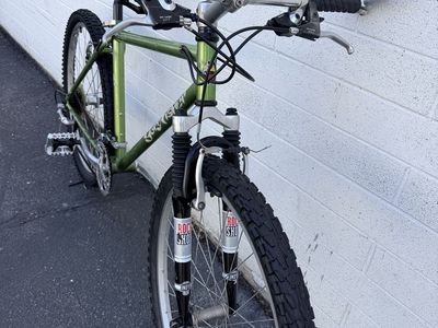 Gary Fisher Mountain Bike Green RockShox Indy S Suspension Hardtail
