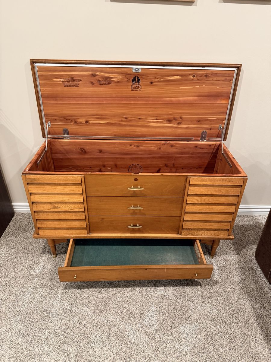 Vintage Cedar chest 