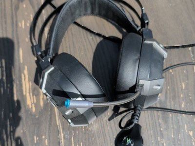 Velocilinx Headphones with Microphone