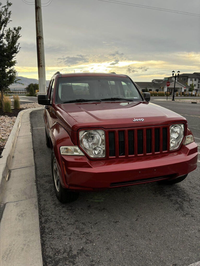 2008 JEEP LIBERTY Sport