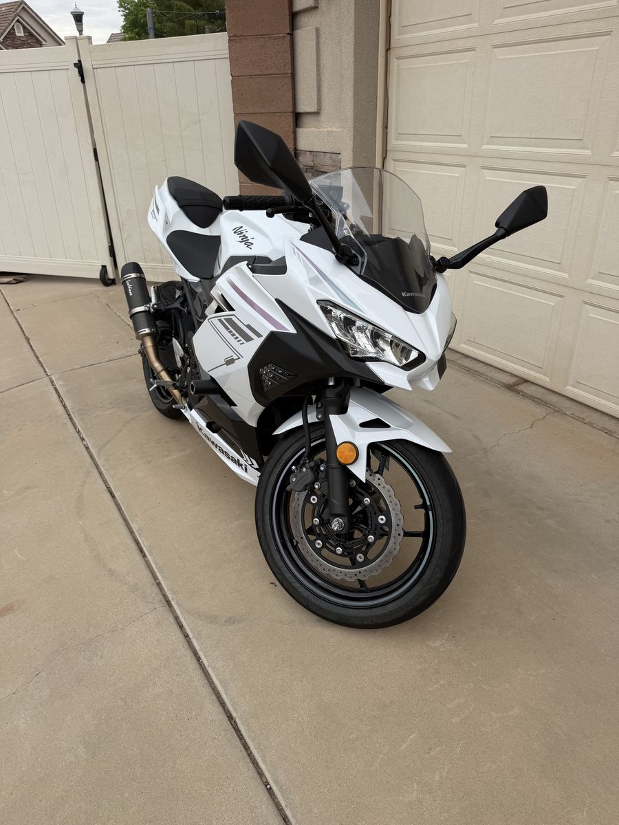 2023 Kawasaki Ninja 400