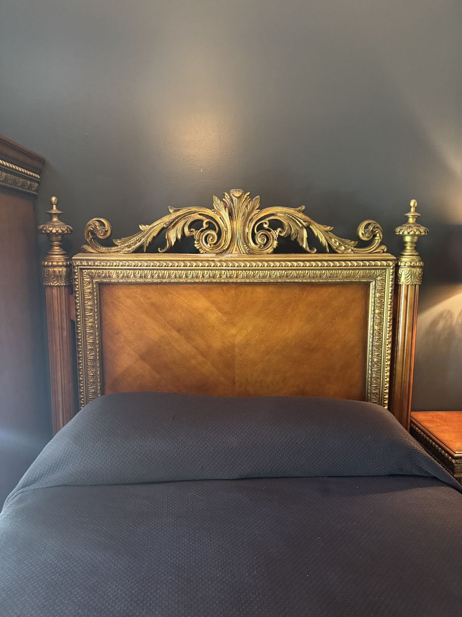 Main image 3