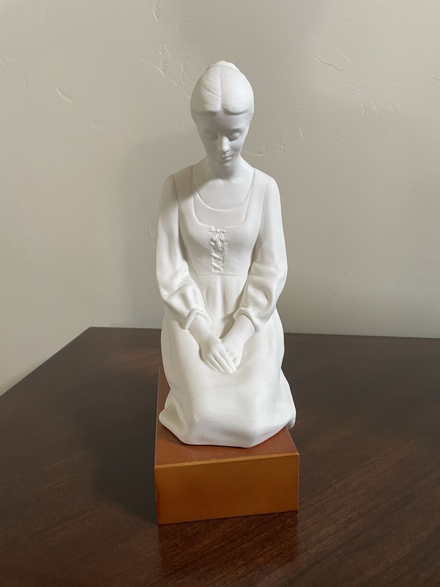 Hansen Classics “Woman in Prayer” Large Porcelain Figurine – $20