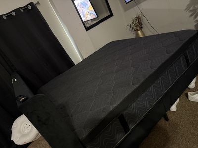 Moving sale