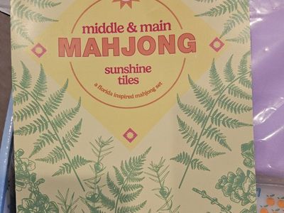 Middle & Main Sunshine Tiles Mahjong Set Florida Inspired with Bag