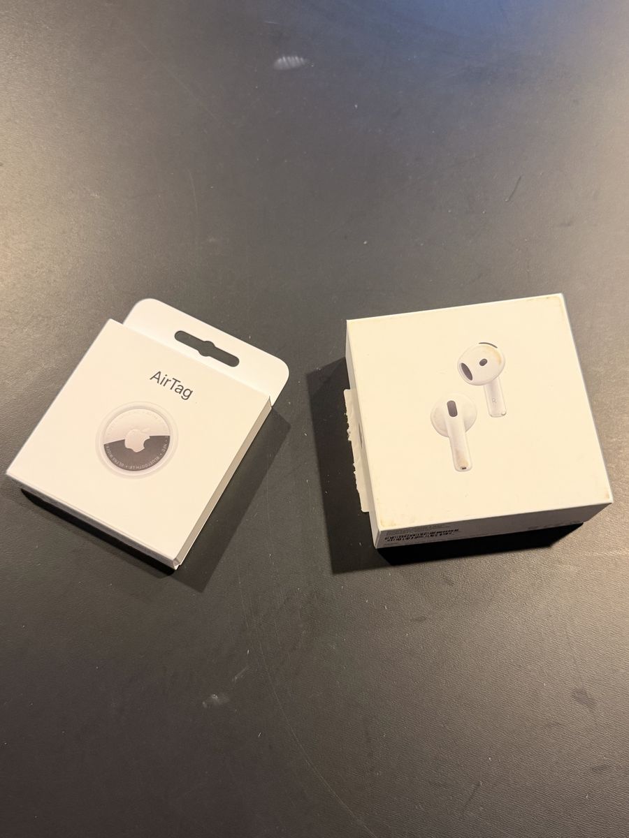 Apple AirPods 4  & AirTag 1st gen Bundle