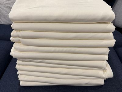 12 Round Ivory Polyester Tablecloths 120" Diameter for 8-14 Seater Tables