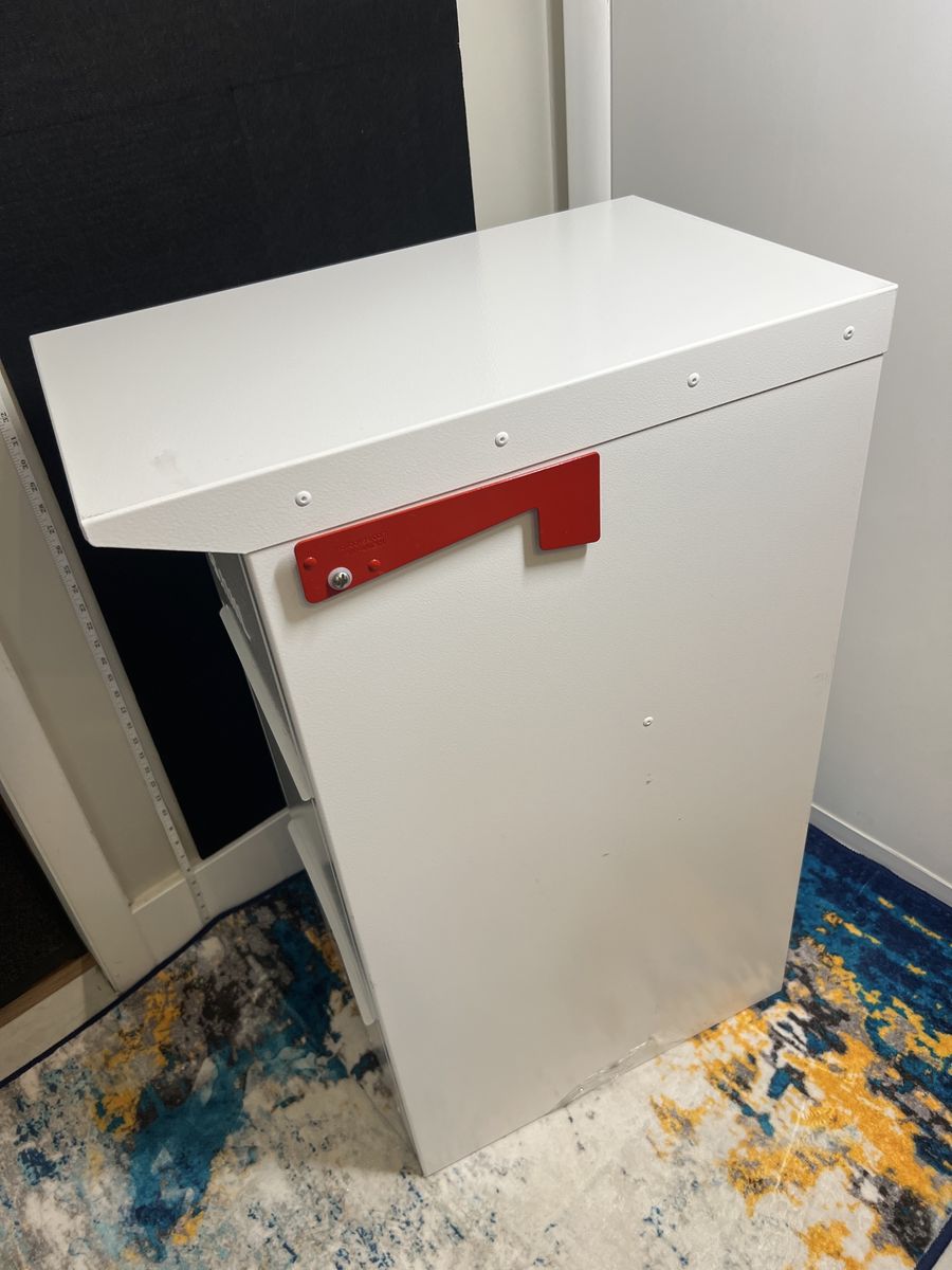 Salsbury Industries 4375 Mail Chest Locking Post Mount Mailbox