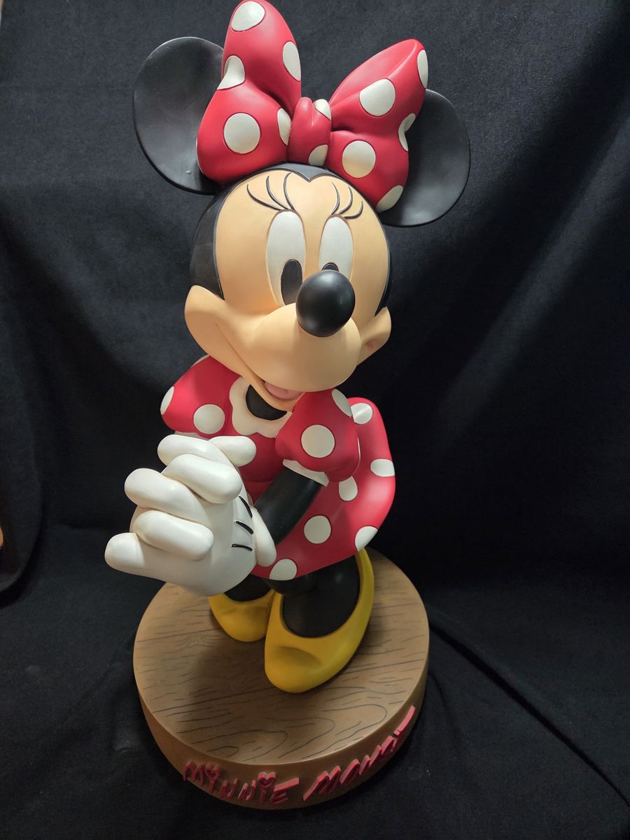 Minnie Mouse Large Figurine