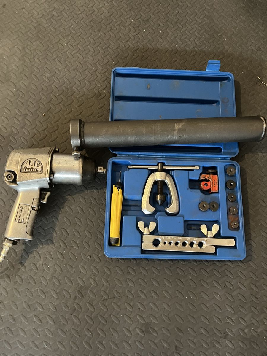 Mac Tools AW434 Air Impact Wrench and Flaring Tool Kit Inner tie rod Tool
