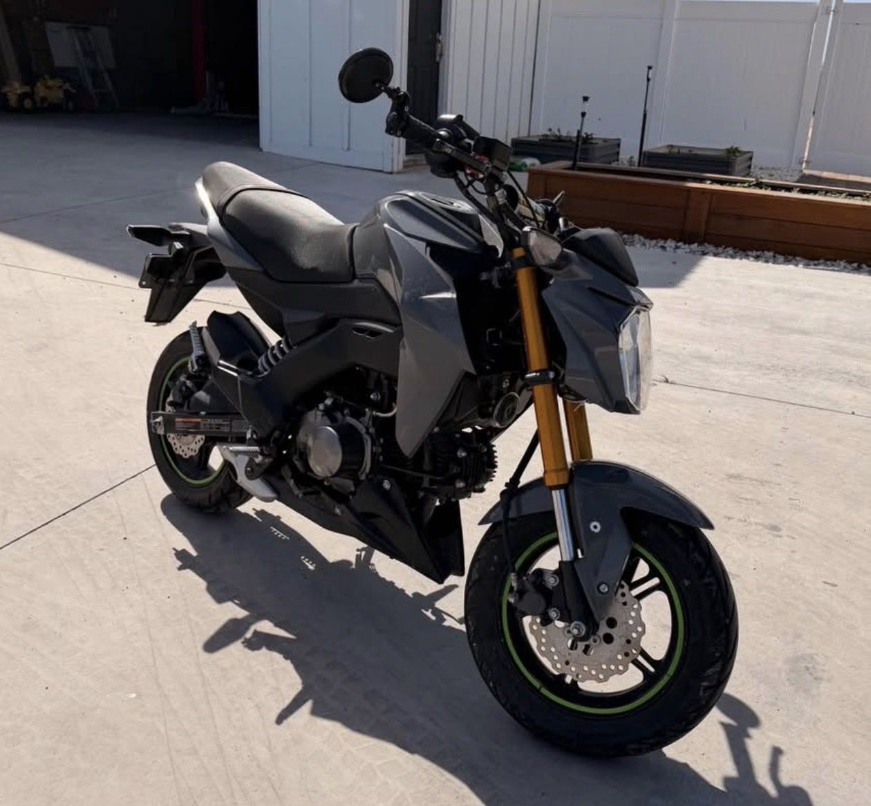 2020 Kawasaki Z125 Low Miles