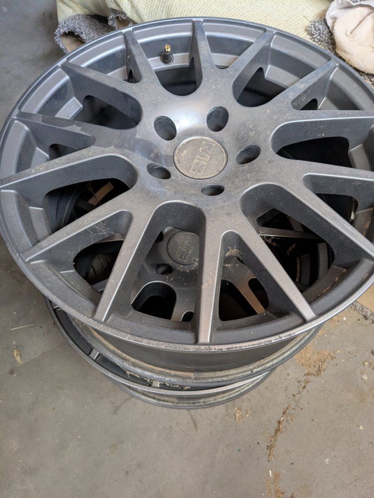 two 17" mb wheels crux rims