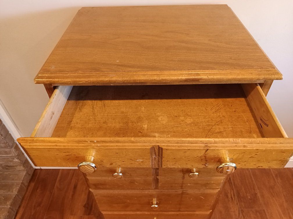 Main image 4