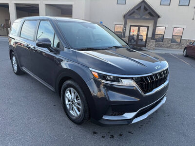 2023 Kia Carnival LX