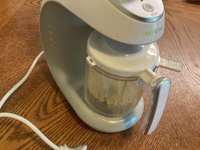 Baby Food Maker 2-in-1 Steamer & Blender Adjustable Timer Dishwasher Safe