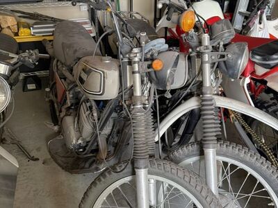 (4)Yamaha DT400 /250 Enduro Project Motorcycles