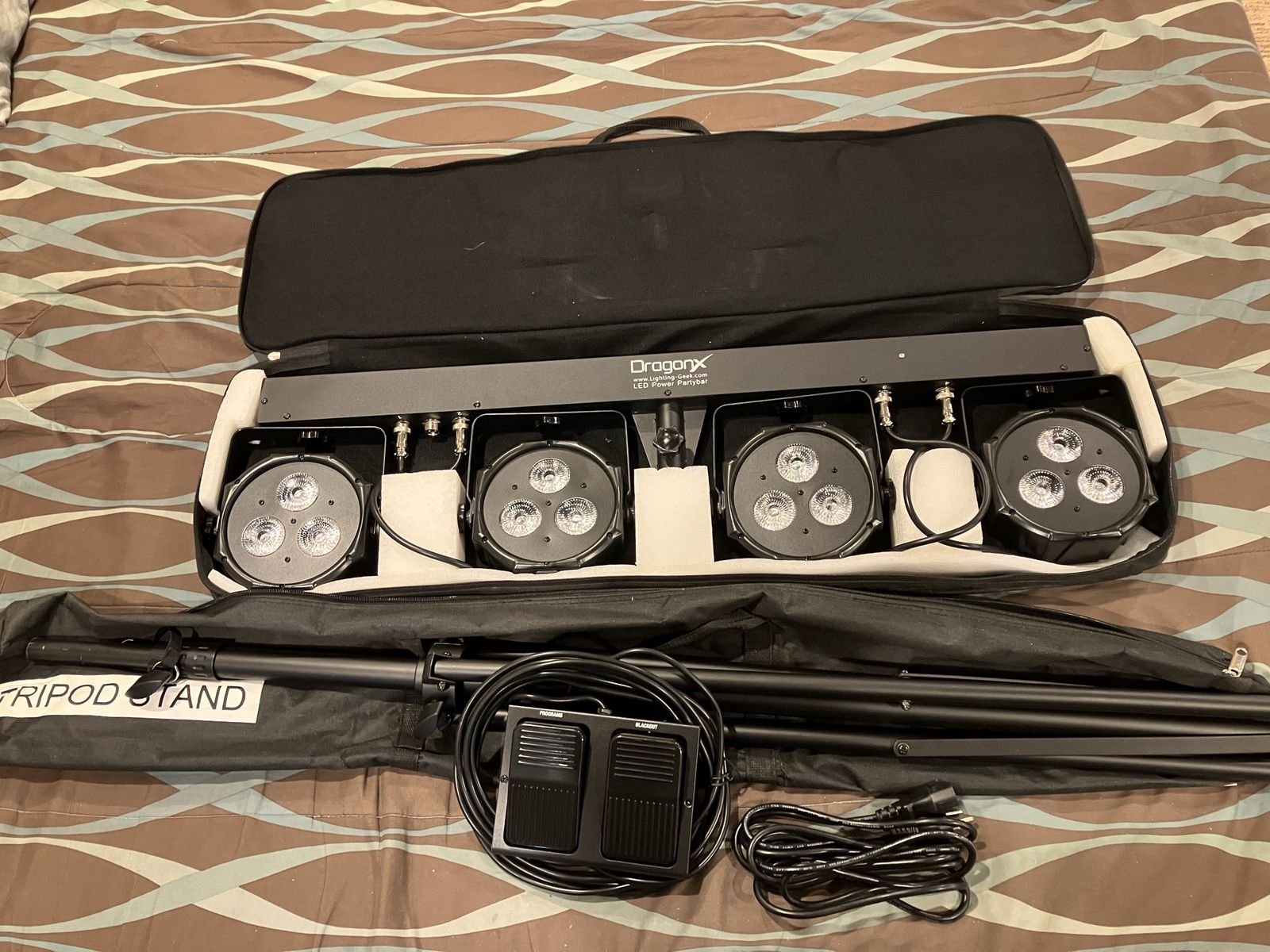 Main image 4