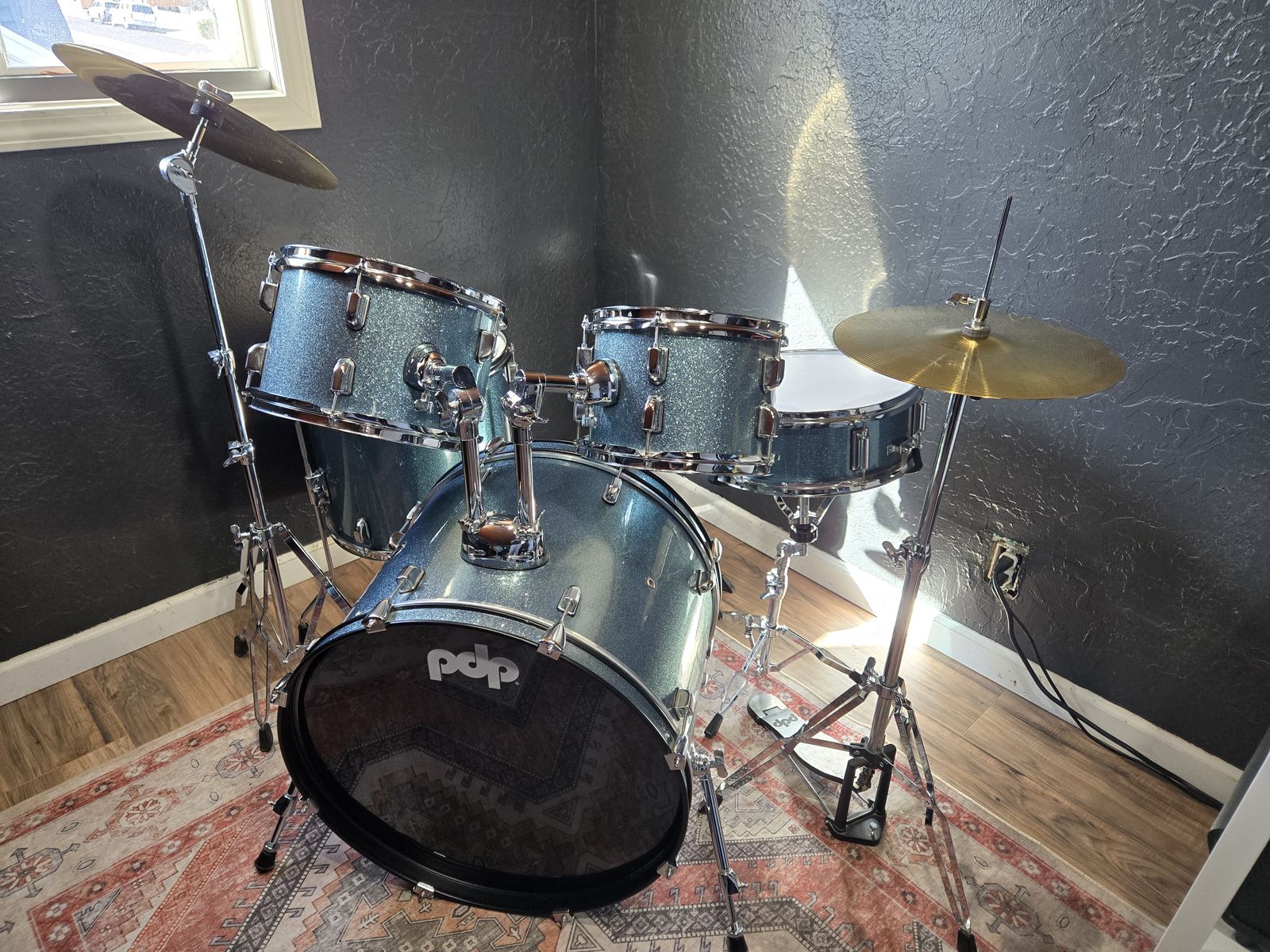 PDP by DW Encore Complete 5-Piece Drum Set