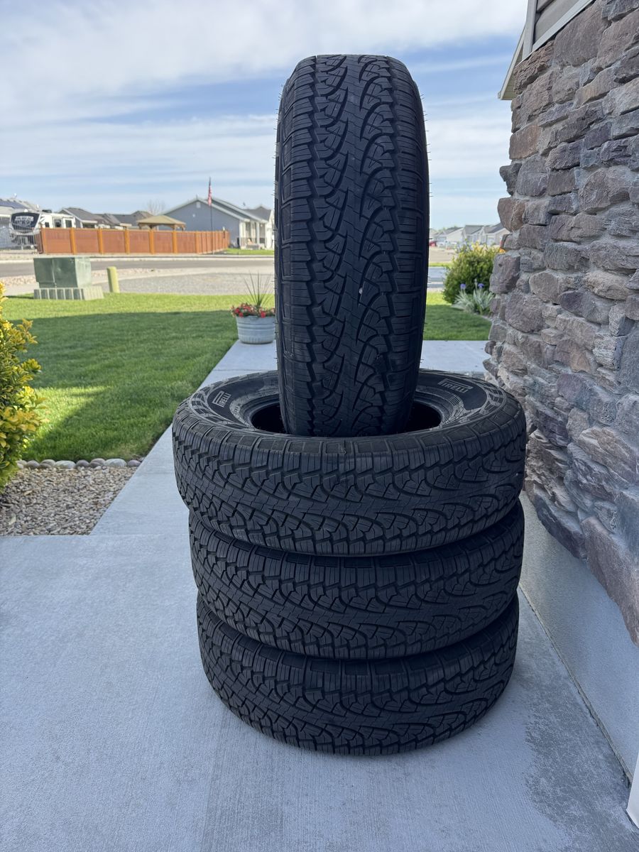 265/70R18 Pirelli Scorpion ATR