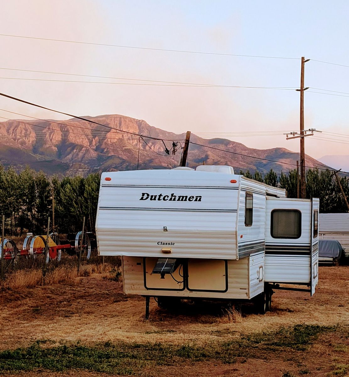 Dutchmen Fifth Wheel 280 Royal length: 30ft 1996 