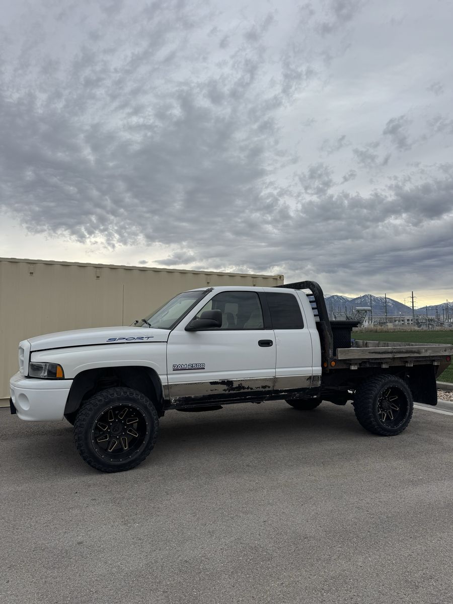 1999 DODGE RAM 2500