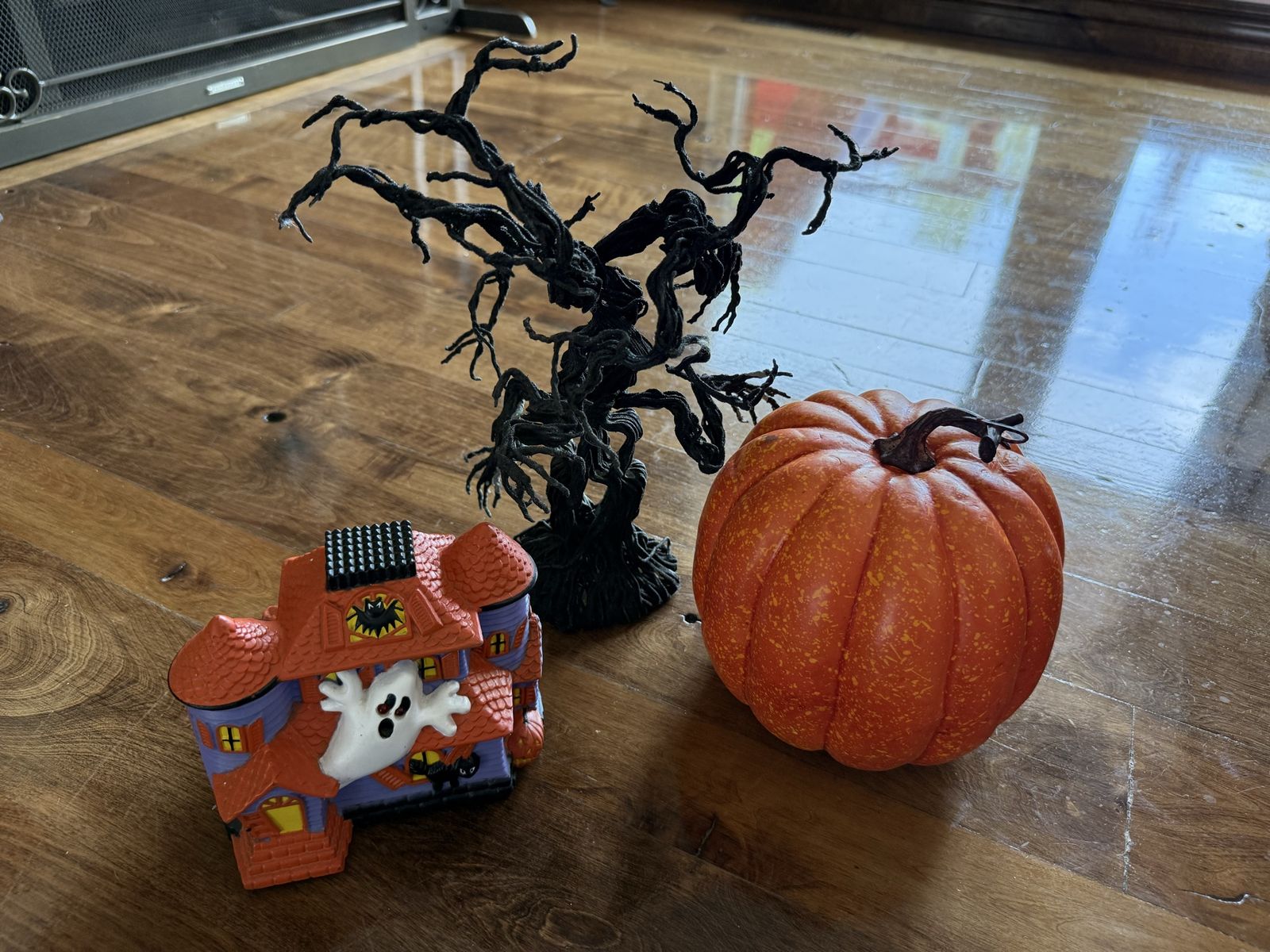 Cute Halloween decorations set all $20