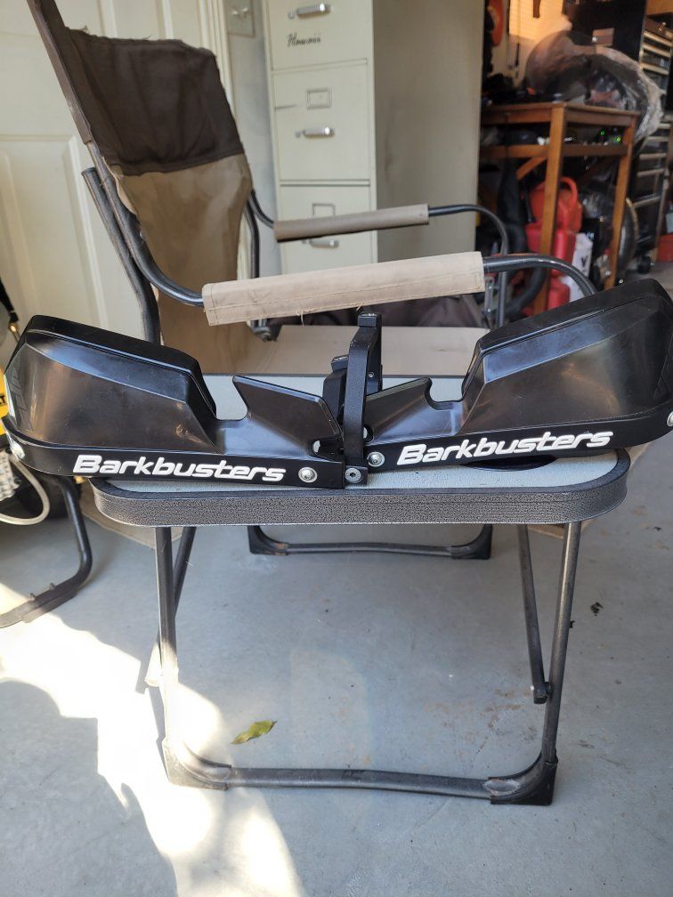KTM 890 DUKE HANDGUARDS.