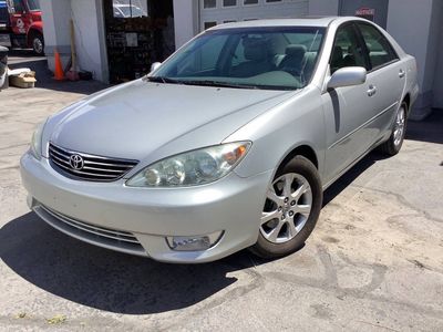 2005 Toyota Camry XLE V6