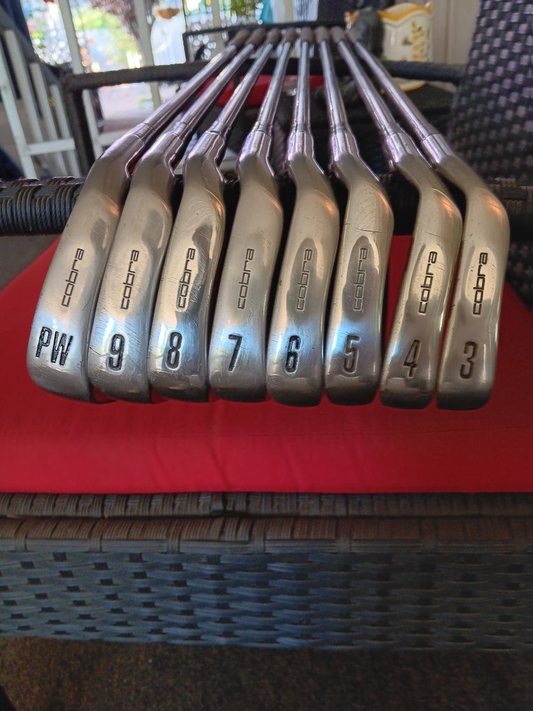 Cobra Golf Iron Set PW-3 (8 Clubs) - Used Golf Clubs for Men/Women