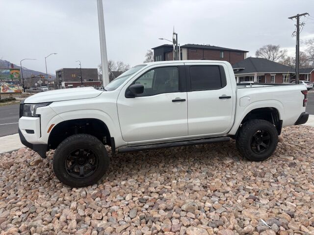 2022 Nissan Frontier S