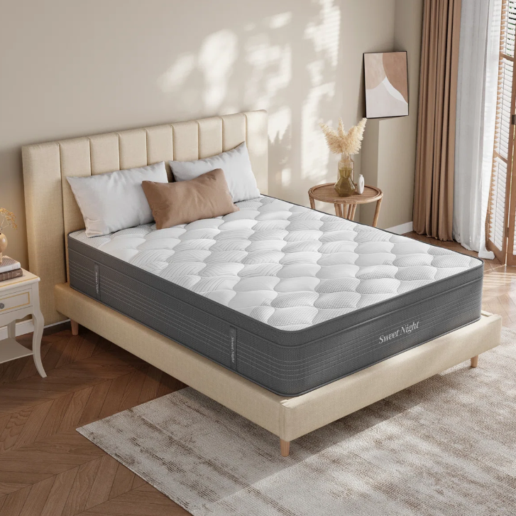 New in box 12" Medium Gel Memory Foam Hybrid Mattresses
