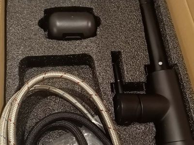 New in box Kitchen Faucet with Pull Down Sprayer