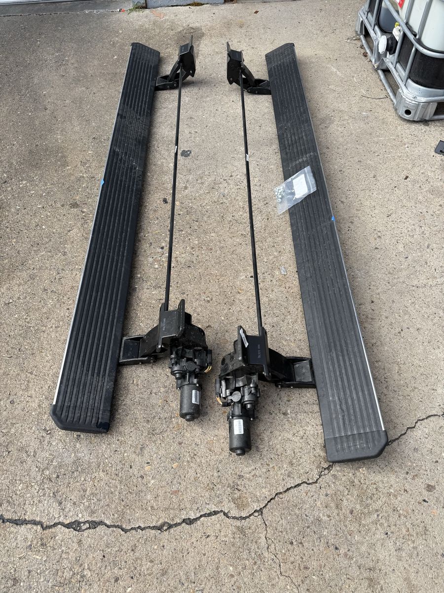 2026 F-350 factory power steps