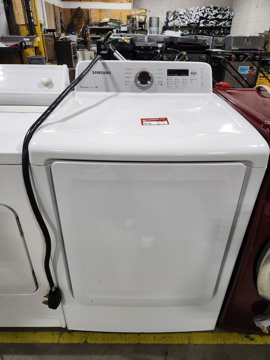 Samsung White Electric Dryer with Moisture Sensor