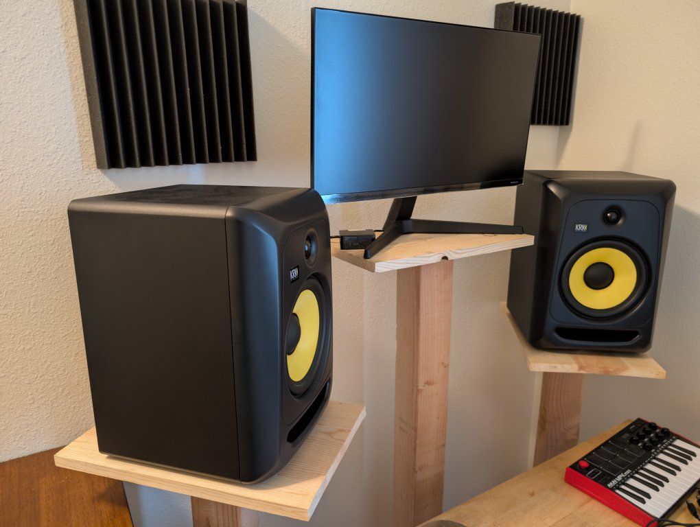 Speaker/Monitor Stands
