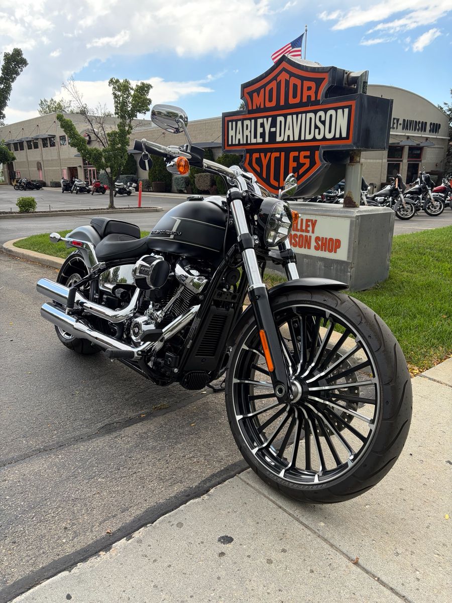 Harley-Davidson 2023 Breakout