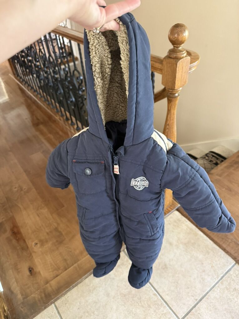 London Fog Baby Snowsuit 6-9 Month