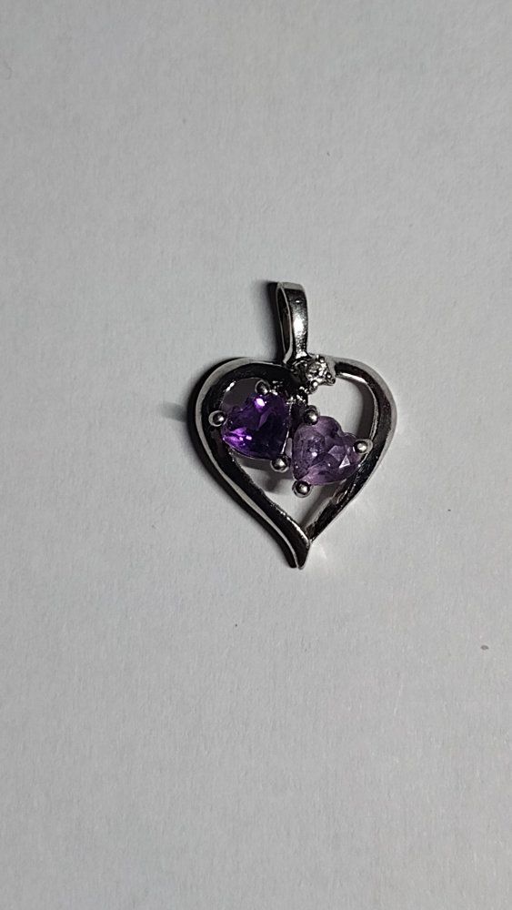 .925 SILVER HEART PENDANT WITH AMETHYSTS AND A NATURAL DIAMOND