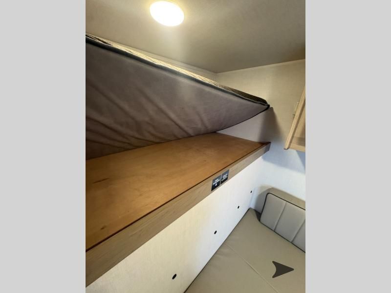 Main image 28