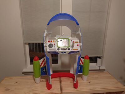 Toy Story Disney Buzz Lightyear Command Center