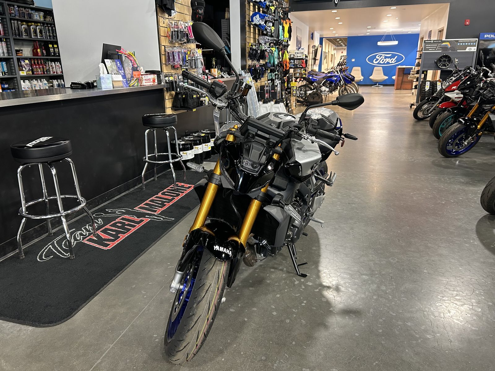 2026 Yamaha MT-09 SP Liquid Metal/Raven - Y04022-Z