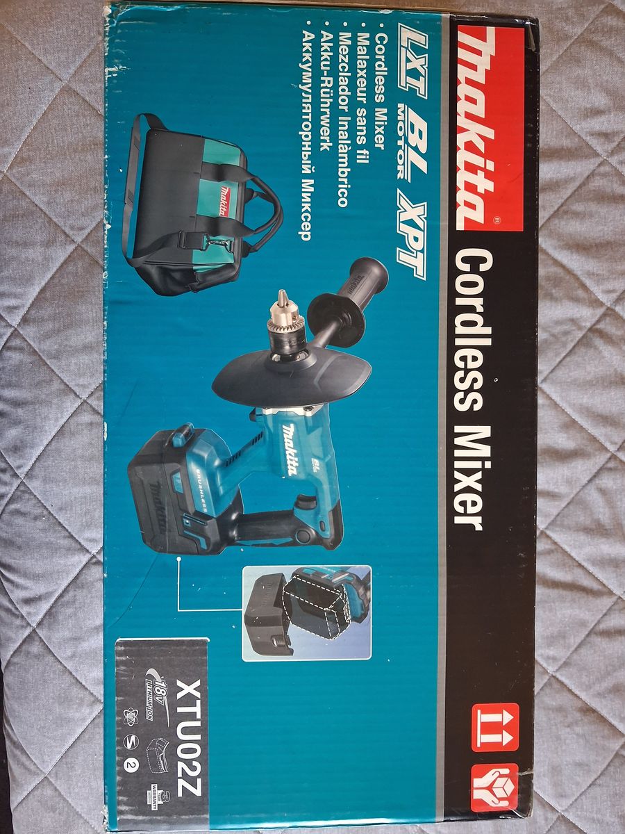 Makita cordless mixer