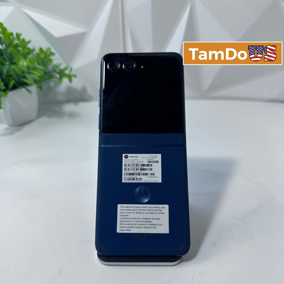 Motorola Razr 2025 | 256GB | Unlocked | Blue Foldable Smartphone