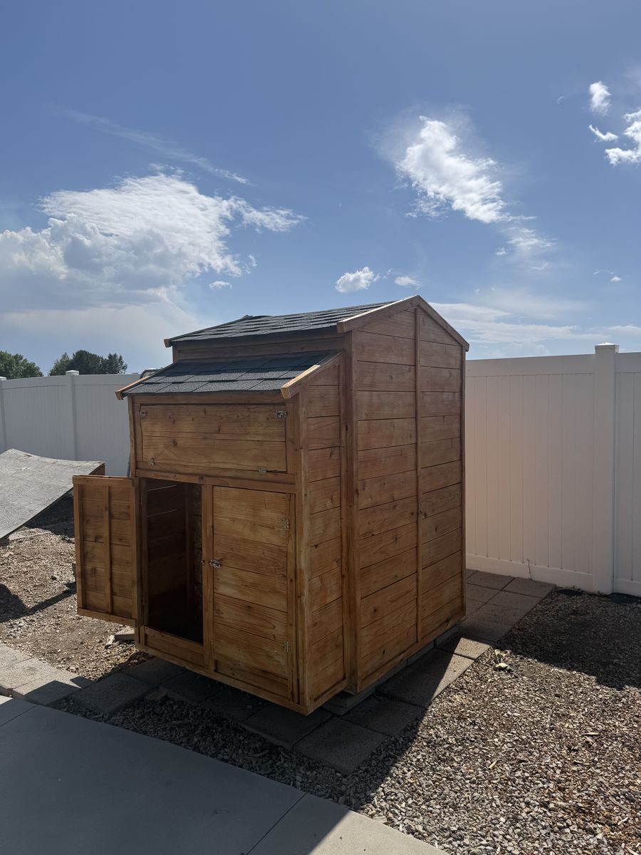 Large Wooden Chicken Coop Hen House with Roosting Bars & Nesting Boxes, Weather-Resistant