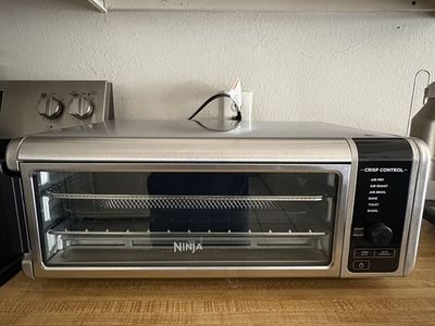 Ninja Foodi 8-in-1 Digital Air Fry Oven, Toaster, Broiler, Baker - Stainless Steel