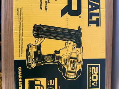 DeWalt DCN680D1 20V MAX* XR 18 Ga. Brad Nailer Kit w/ 2.0Ah Battery & Charger